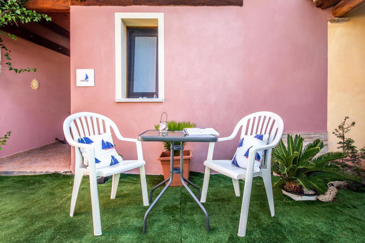B&B La Vela Chia Exteriér fotografie